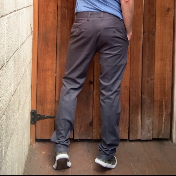 Goodthreads Men’s Casual Dress Pant - Picture 2 of 10